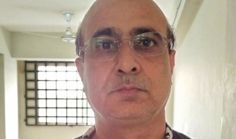 Man Arrested for Posing as a Supreme Court Judge