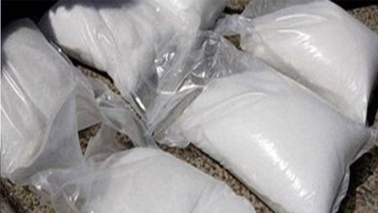 1 Kilo Heroin Seized From Passenger at Peshawar Airport