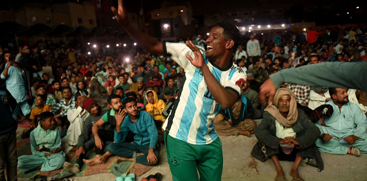 Lyari Football Fans Celebrate Messi as Argentina Advances to the Finals